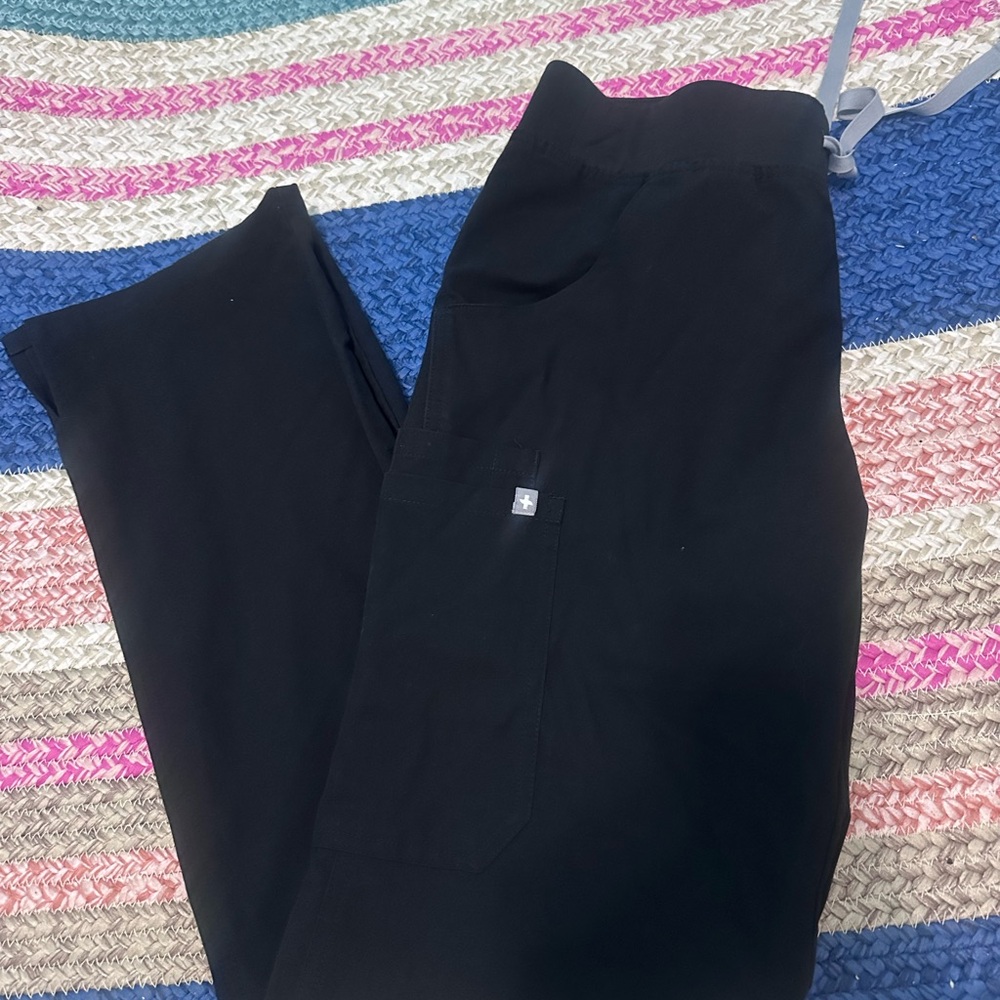 Figs Black Straight Leg Scrub Pants